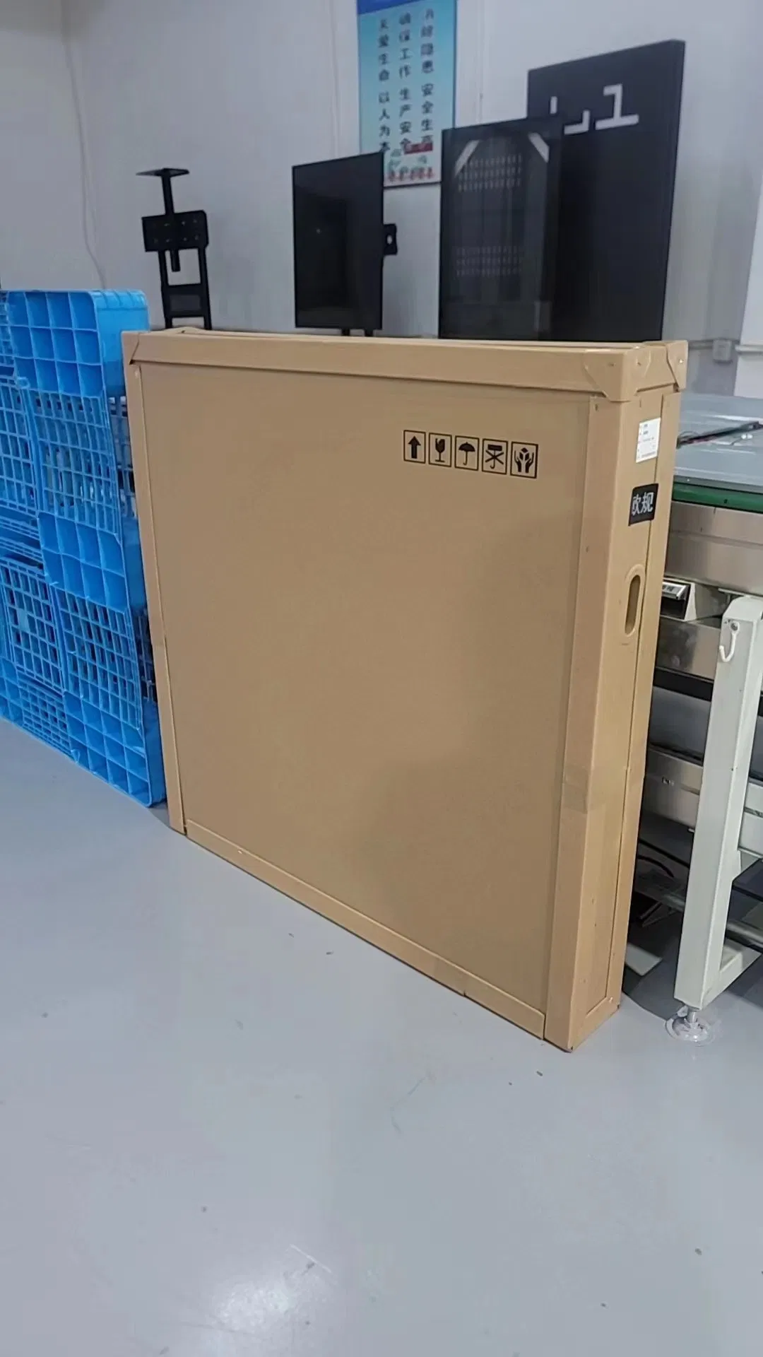 Ultra Slim FHD 4K Square 29 Inch Digital Art LCD Display for Nft Gallery and Smart Home