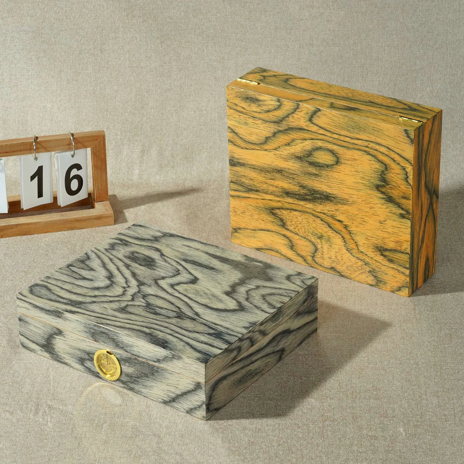 Wholesale Custom Matt Spanish Cedar Luxury Storage Packaging Wood Cigar Humidor Box