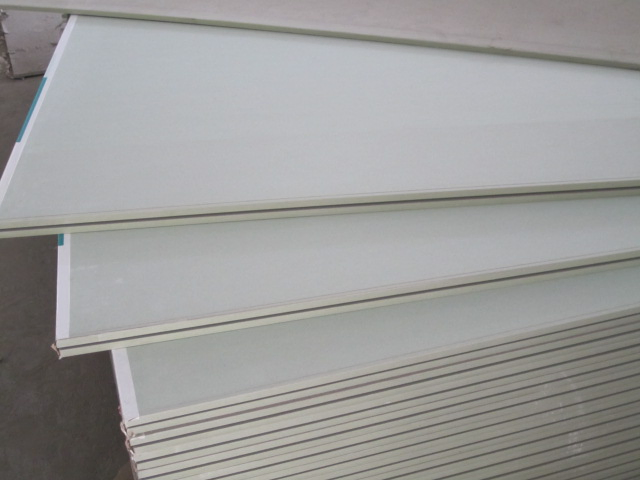 Low Price High Quality Gypsum Board Plasterboard for Drywall Export Africa 2400*1200*12mm