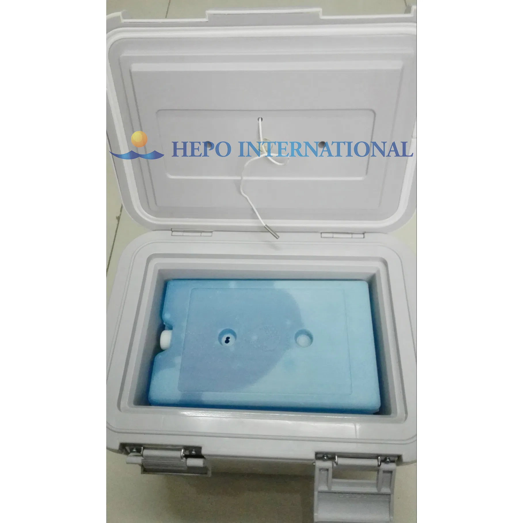 6L Portable Shoulder Belt Vaccine Cooler Box