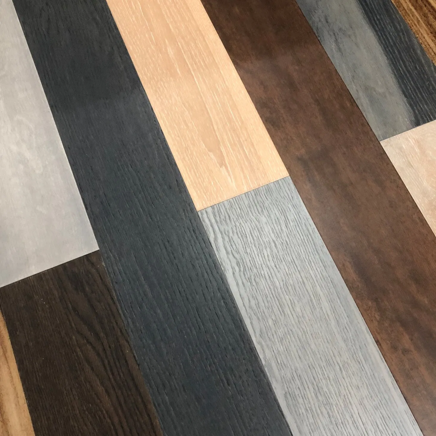 Natural Color Real Wood Spc Core Flooring