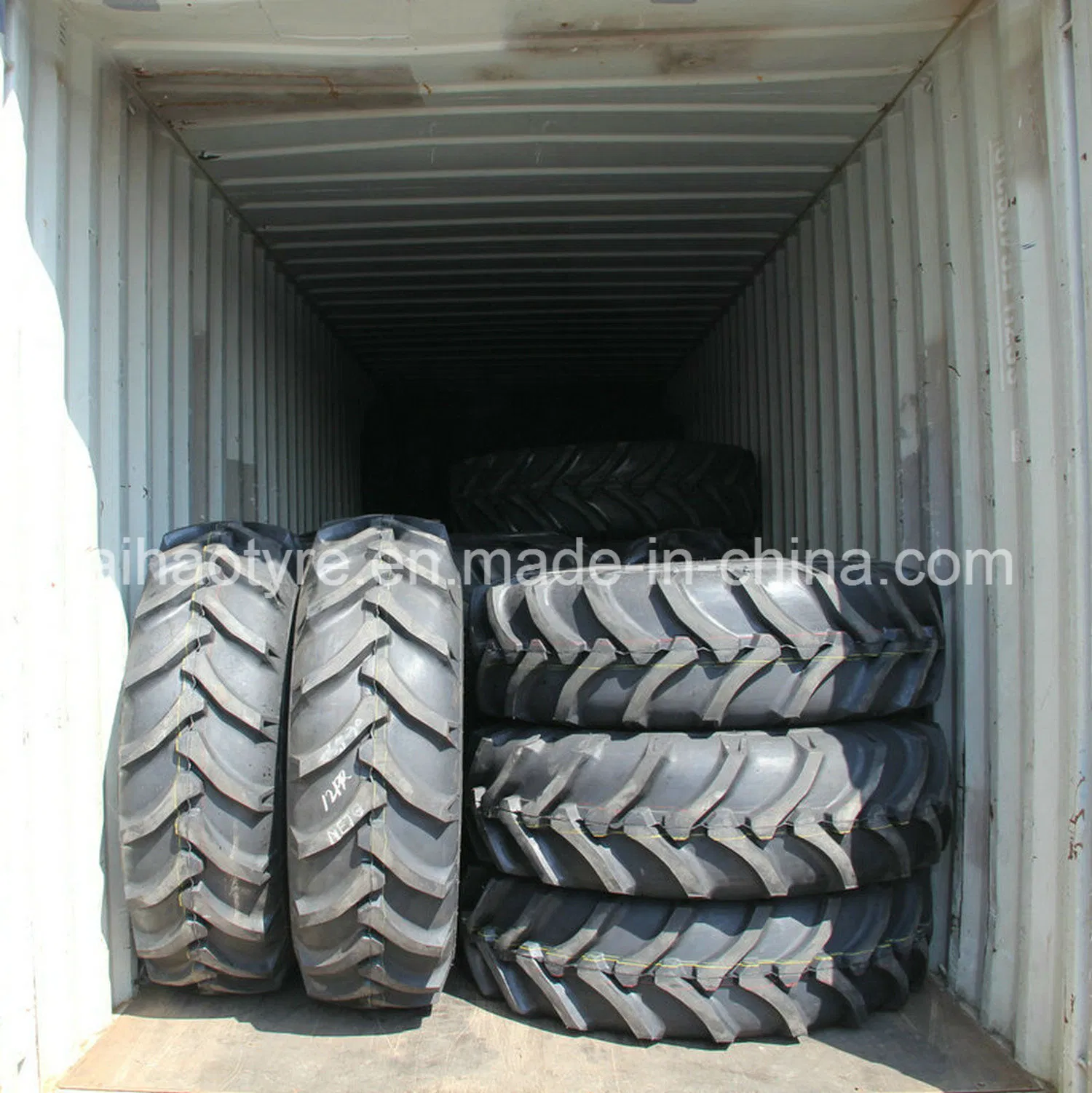Agricultural Tractor Tire R-1 18.4-26