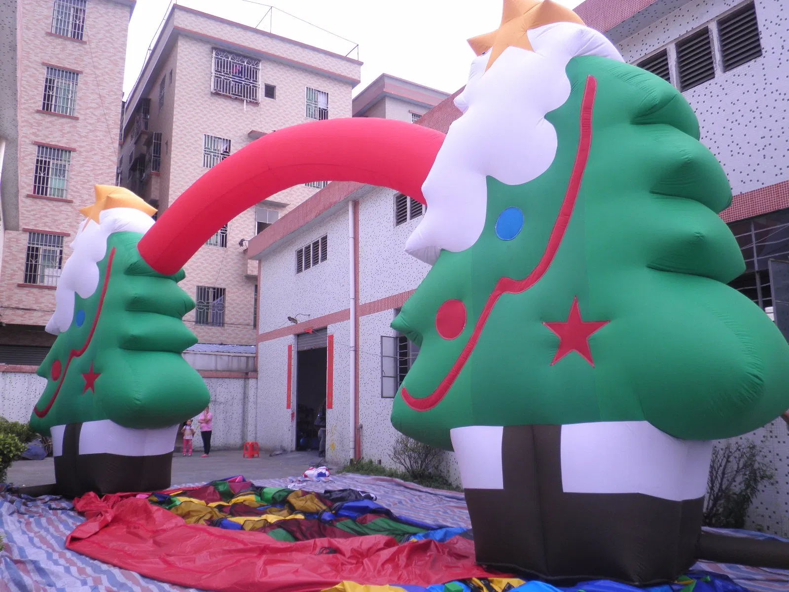 2023 New Hot Sale Christmas Inflatable Santa Claus Arch for Christmas Decoration