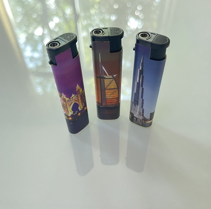 2024 New Fashionable Customizable Stable Flame Windproof Classic Lighter Promotional Price ISO9994 Dy-F028
