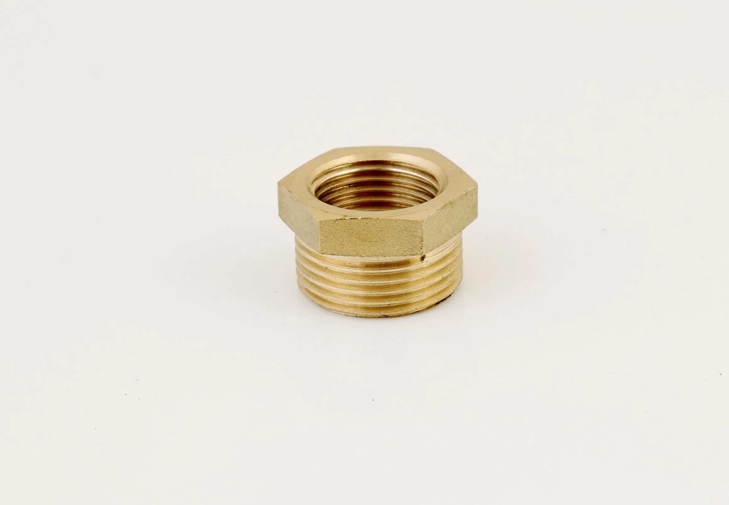 Brass Thread Fitting Reducer for Plumbing