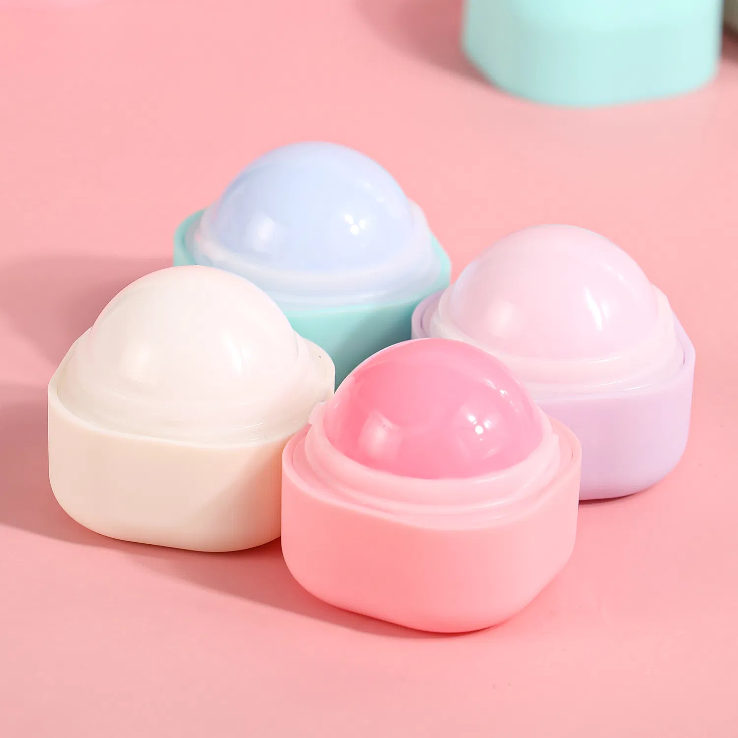 Square Ball Design Nourishing Organic Matte Lip Balm for Smooth and Soft Lips
