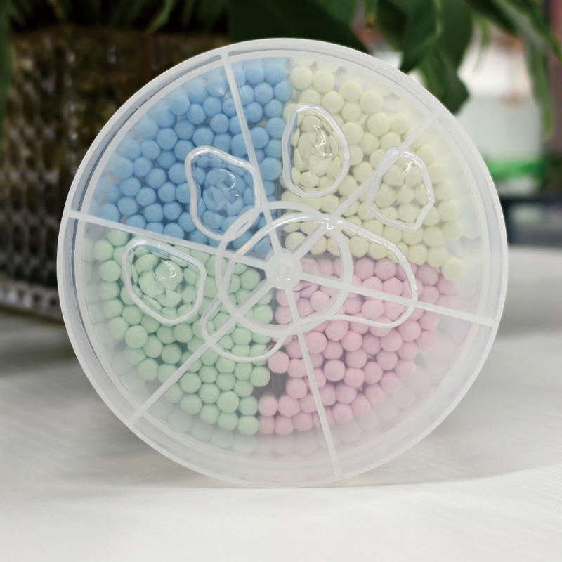 Cotton Swabs in Push-Type Boxes with Multiple Specifications.