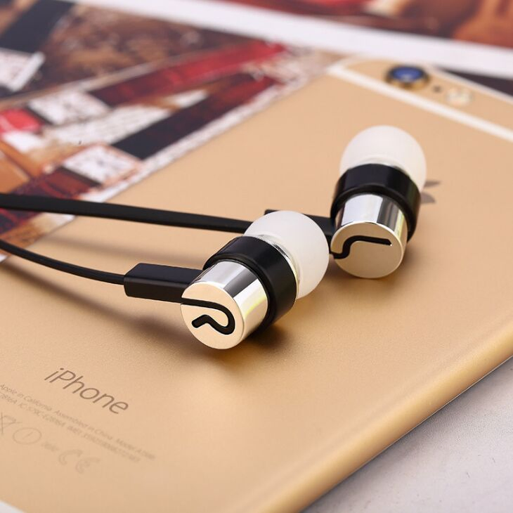 MP4/MP3 Earphone with Stereo Bass Sound for Cellphone (KHP-013)