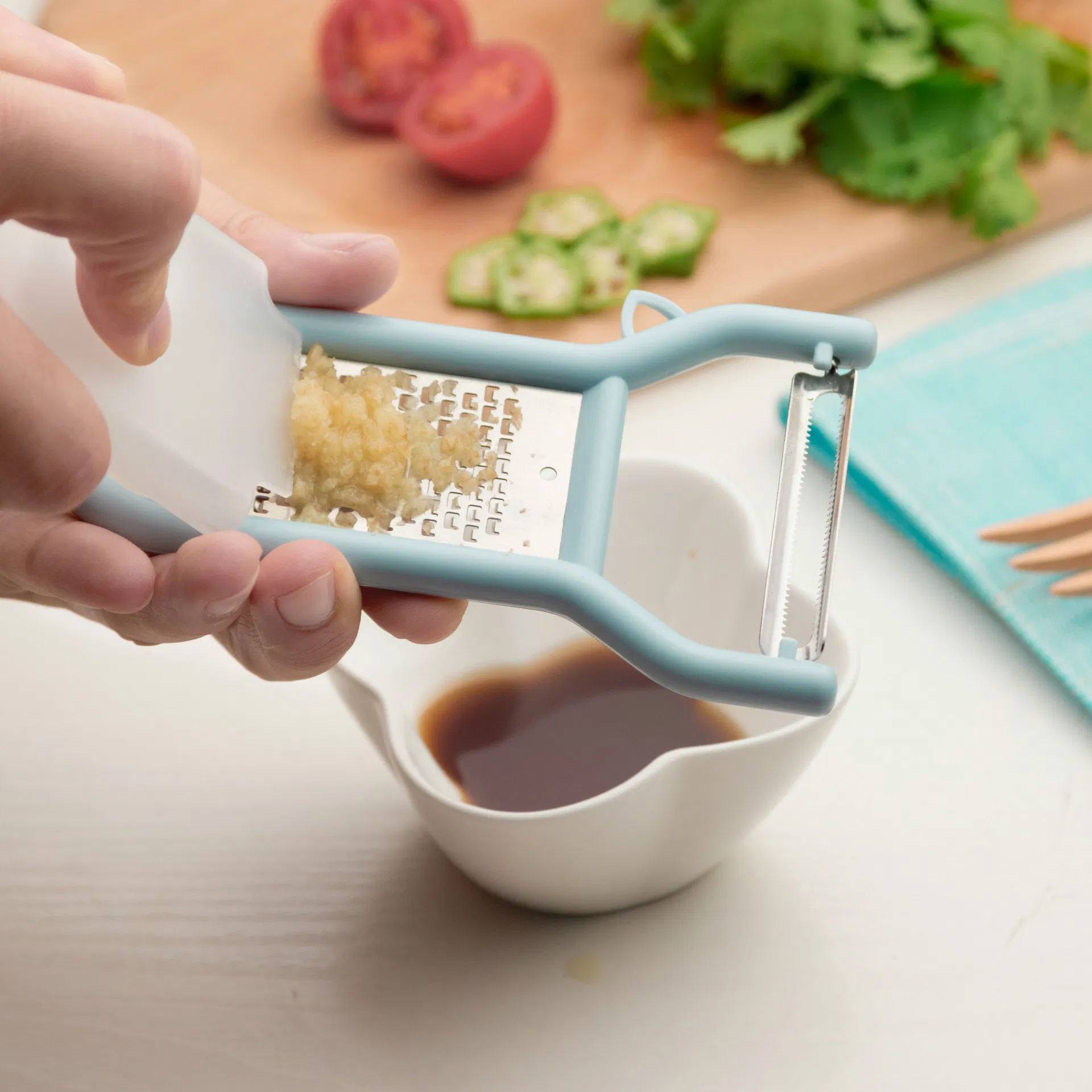 Multi Function Stainless Steel Peeler with Grind Board for Fruit Vegetable Kitchen Tool