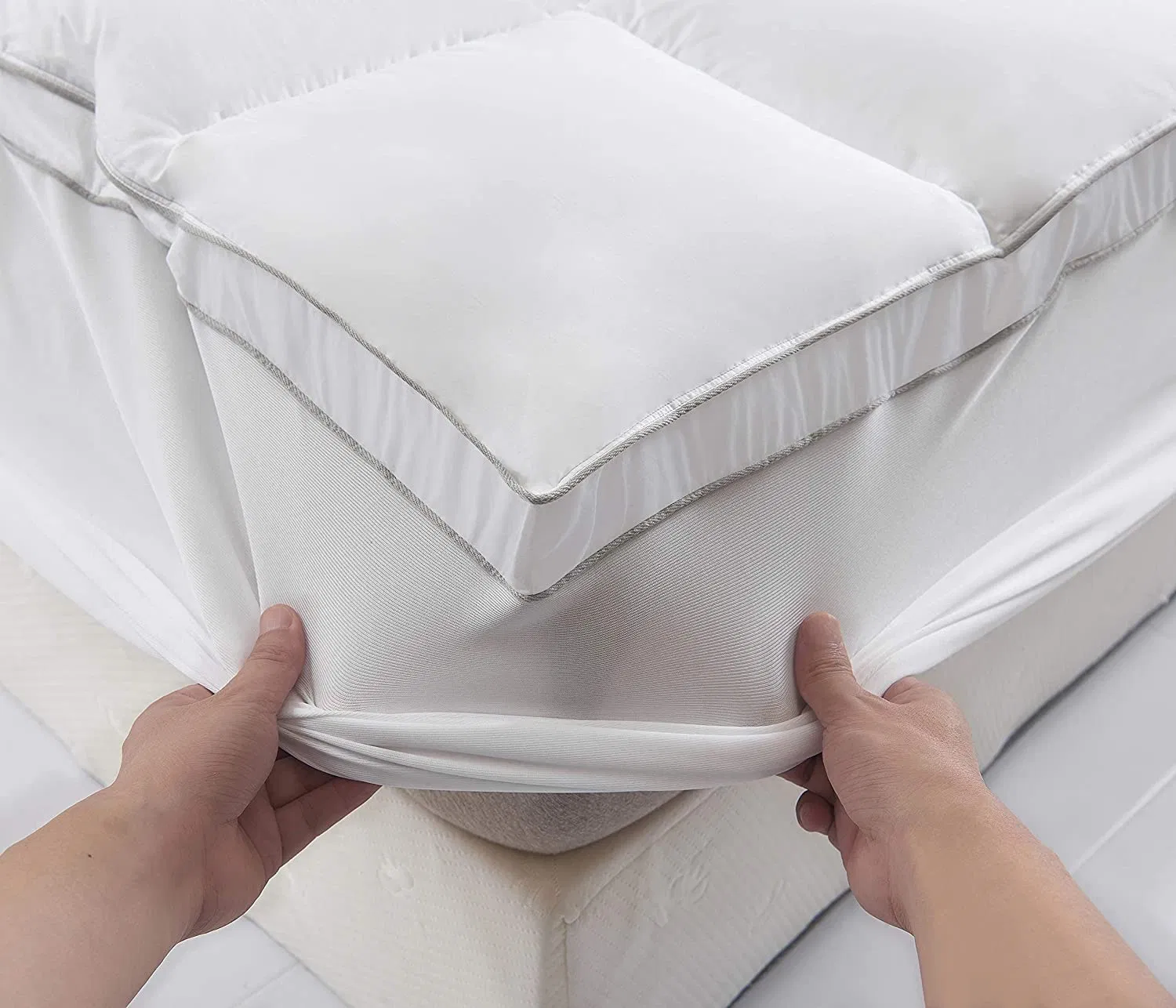 High Quality Cotton Mattress Topper Soft Down Alternative Mattress Pad Hotel Mattress Topper