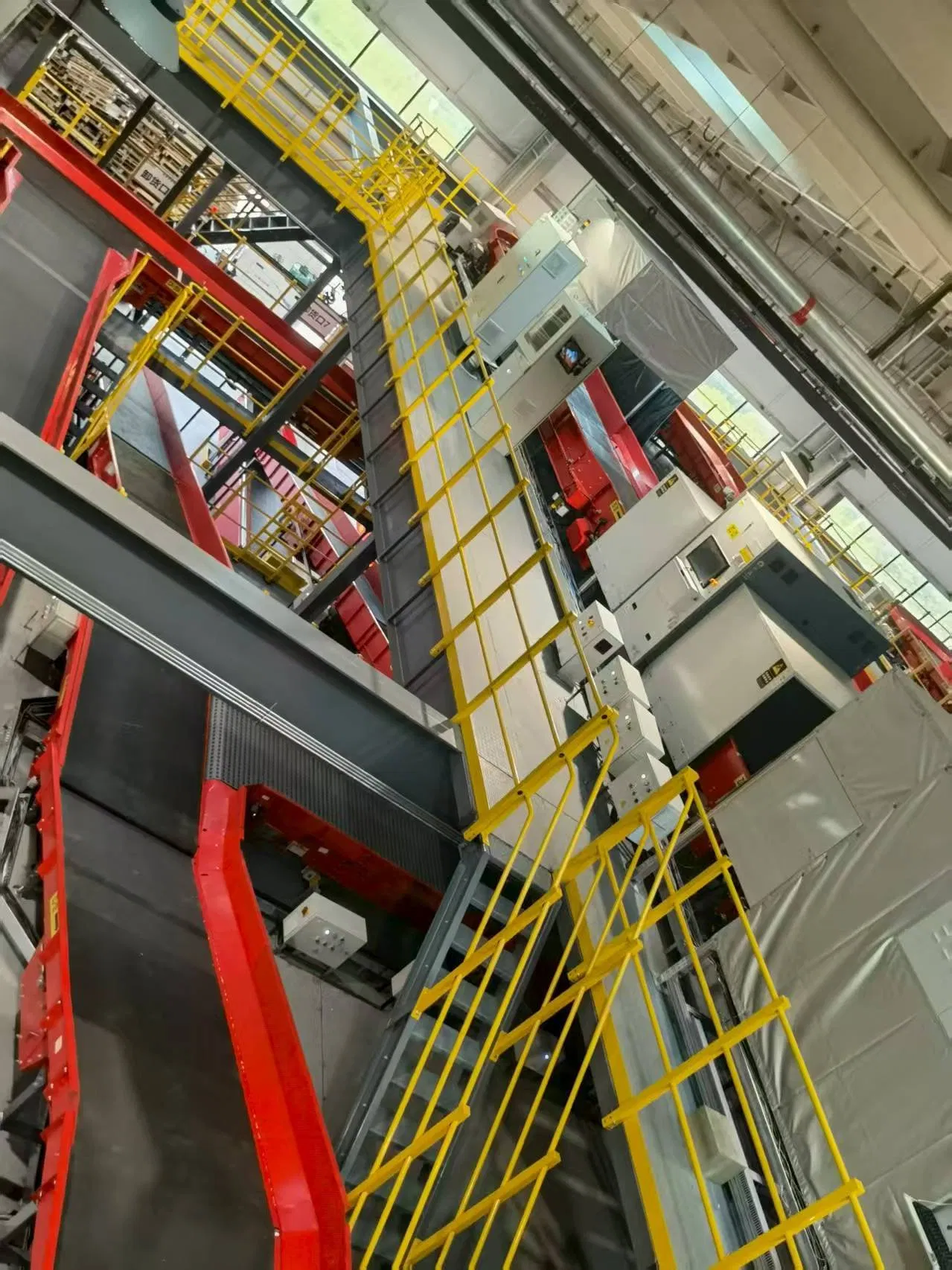 High Performance Isolated Damage Control Commercial Steel Staircases for Heavy Industrial Site