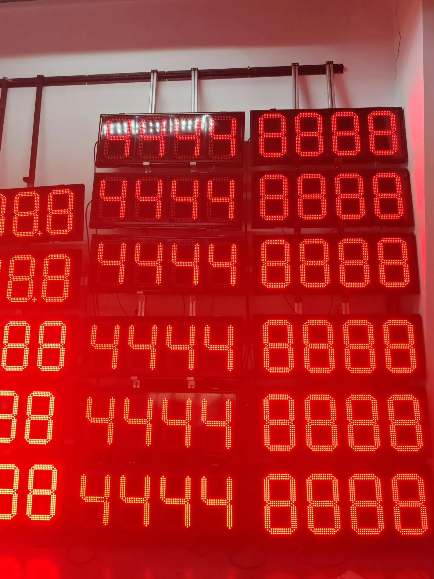 12 Inch 7 Segment LED Display for Gas Station LED Gas Station Price Sign - Outdoor Use, High-Visibility Design