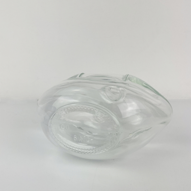 High Quality Embossed 750ml Liquor Bottle for Vodka Whisky Rum