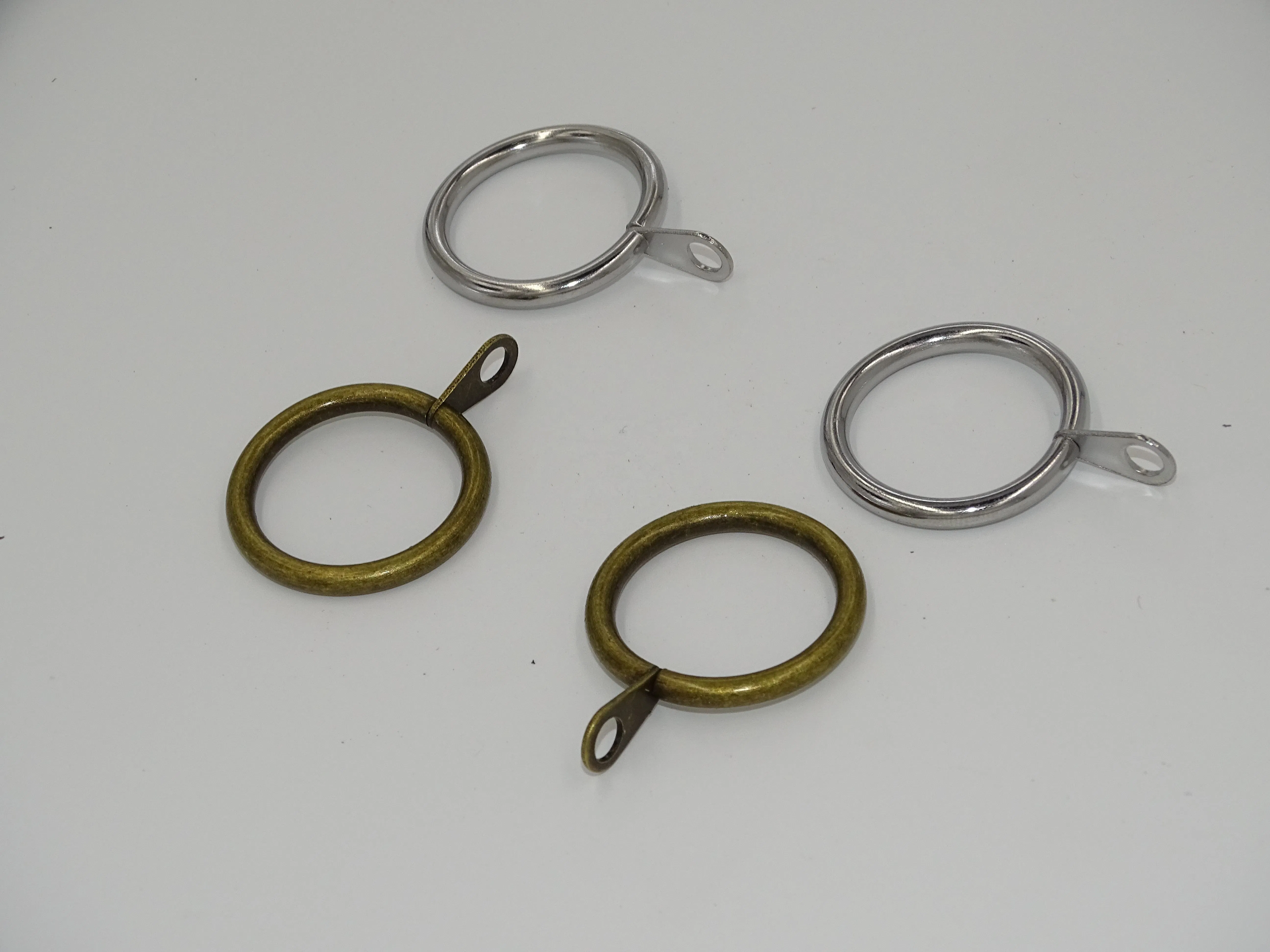 Wholesale New Design Eyelet Rings Metal Curtain Rings for Bedroom Living Room