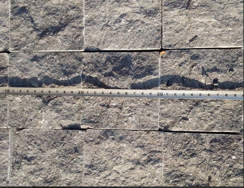 China Black Granite Basalt Cube Stone Cobbles Price for Outdoor Paving