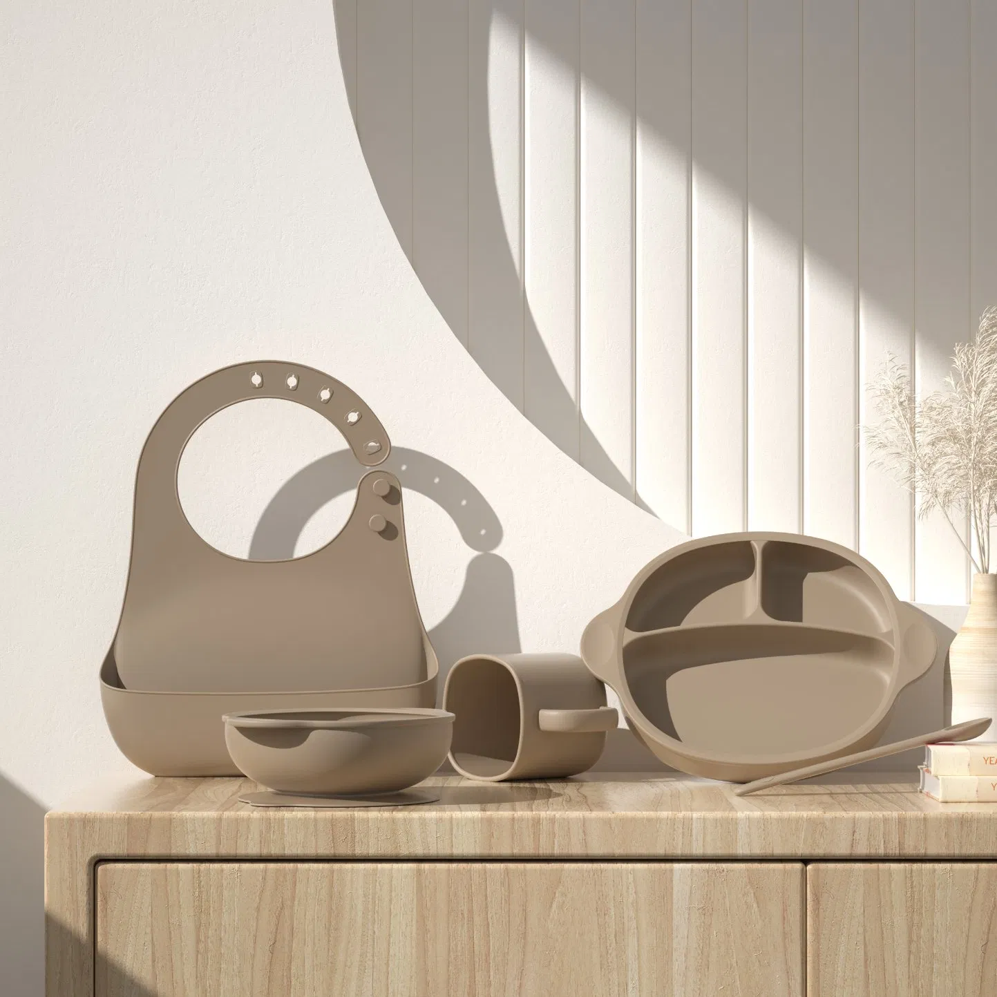 Kids Toddlers Eating Set Suction Silicone Baby Feeding Set Dinner Tableware Baby Bowl Plates with Spoon and Fork