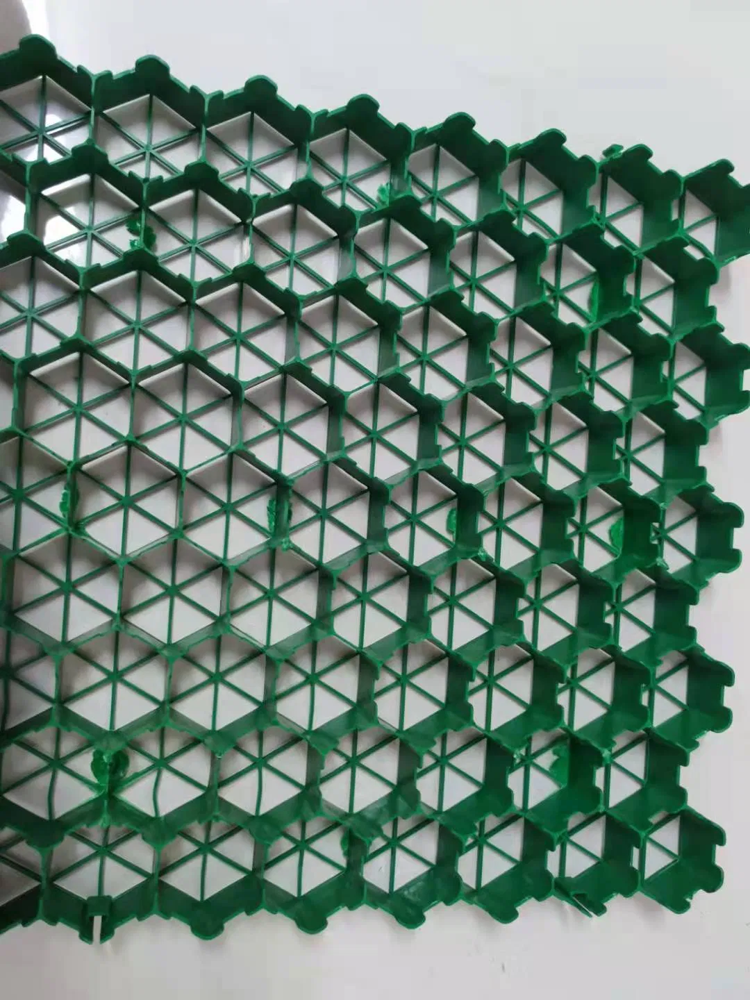 Manufacturers Straight Hair Quality Assurance HDPE Grass Paver Grid for Fire Lane Reinforcement