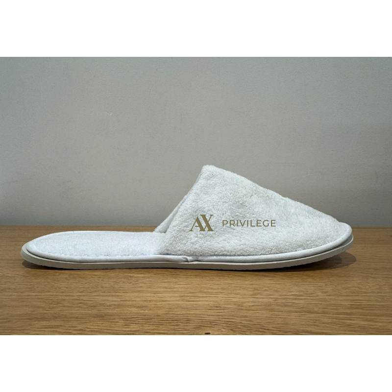 Premium Coral Fleece Hotel Slippers with Custom Logo for Guest Rooms Resorts and Spas