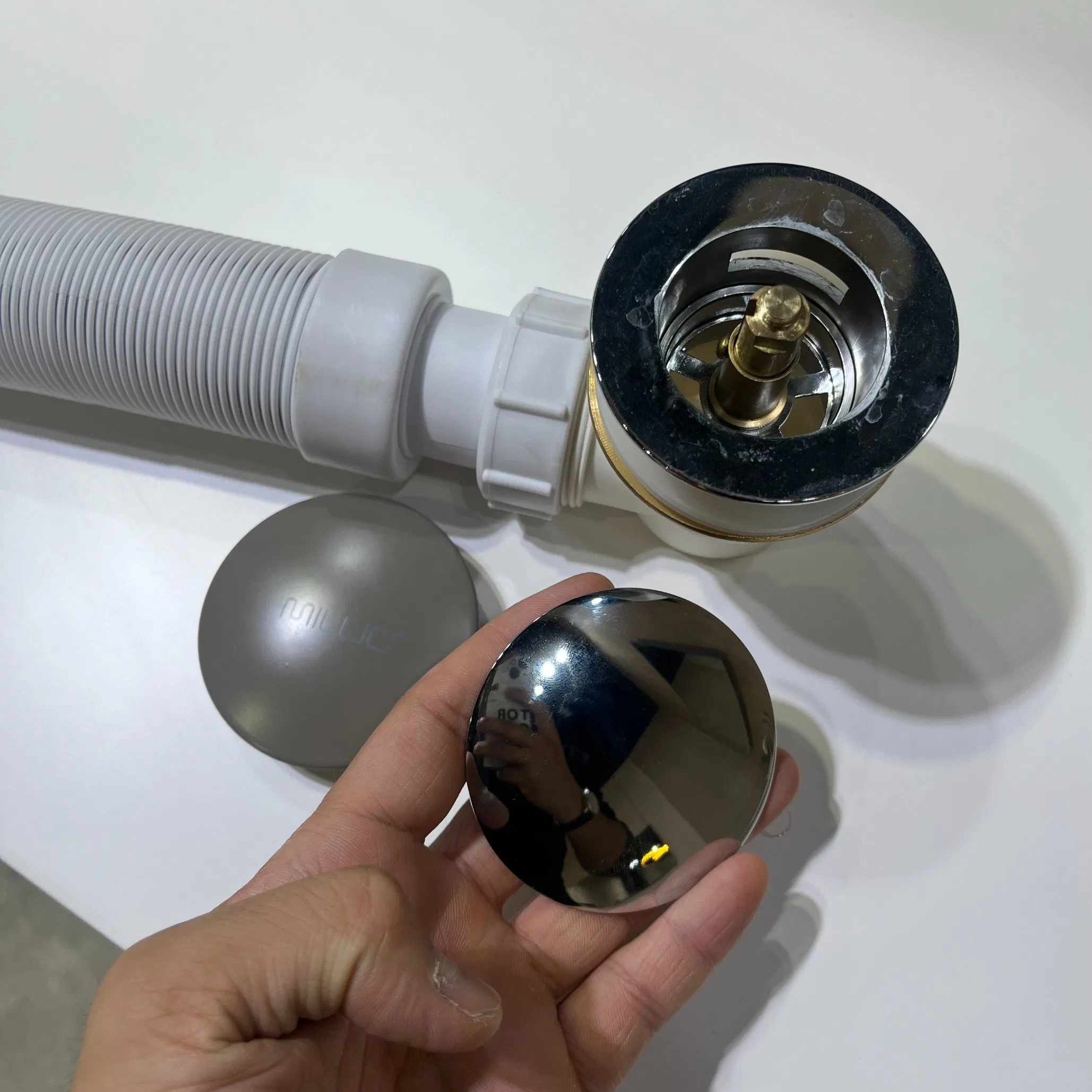 Сливной набор для ванны хром с гибкой трубой