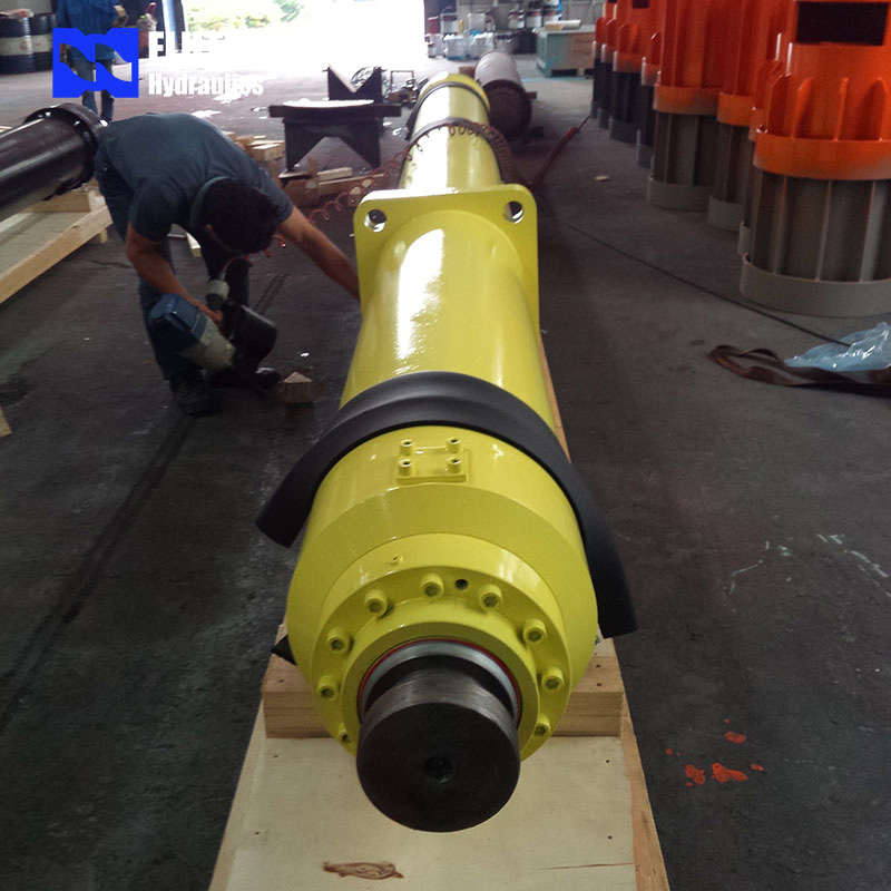 Гидравлический цилиндр для пресс-подборщика FLUTEC 1600