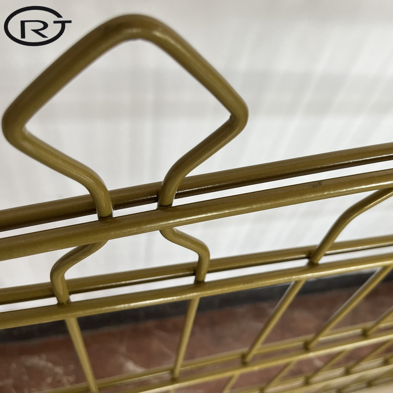 Pyramid Wire Mesh Fence Used in Residential Area, Roadside and Park