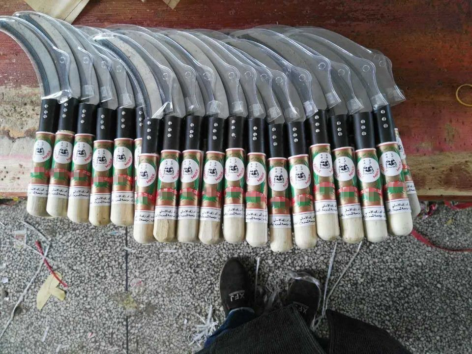 Good Quality Steel Garden Sickle with Wood Handle