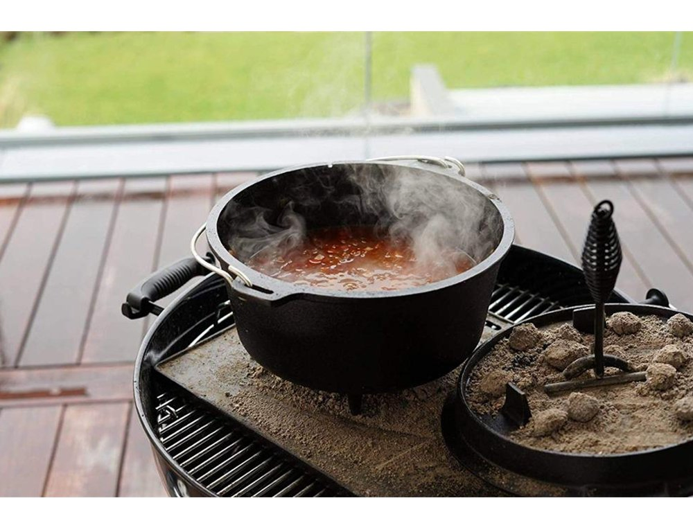 Чугунный голландский котелок для кемпинга