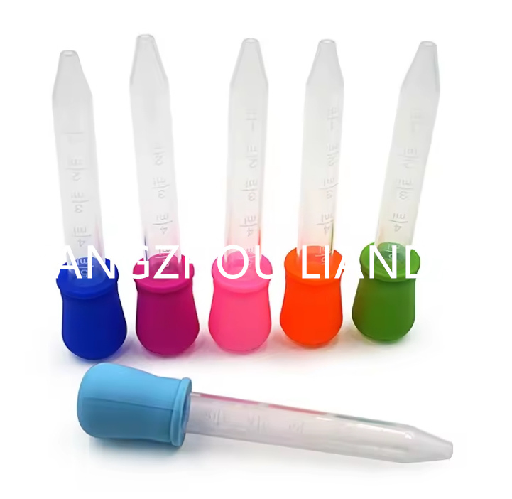 Hot Selling Baby Anti-Choking Dropper, with a Laboratory Professional 5ml Scale Silicone Medicine Feeder