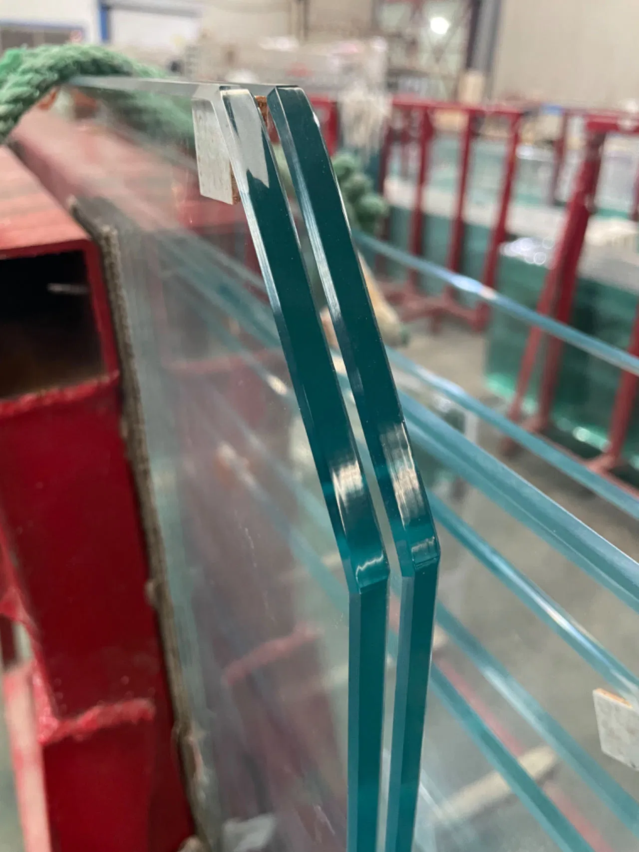 4mm-19mm Extra Clear Ultra Clear, Tinted Sgp PVB Safety Acid Frosted Float Laminated Insulated Tempered Glass for Curtain Wall Balcony Guardrail