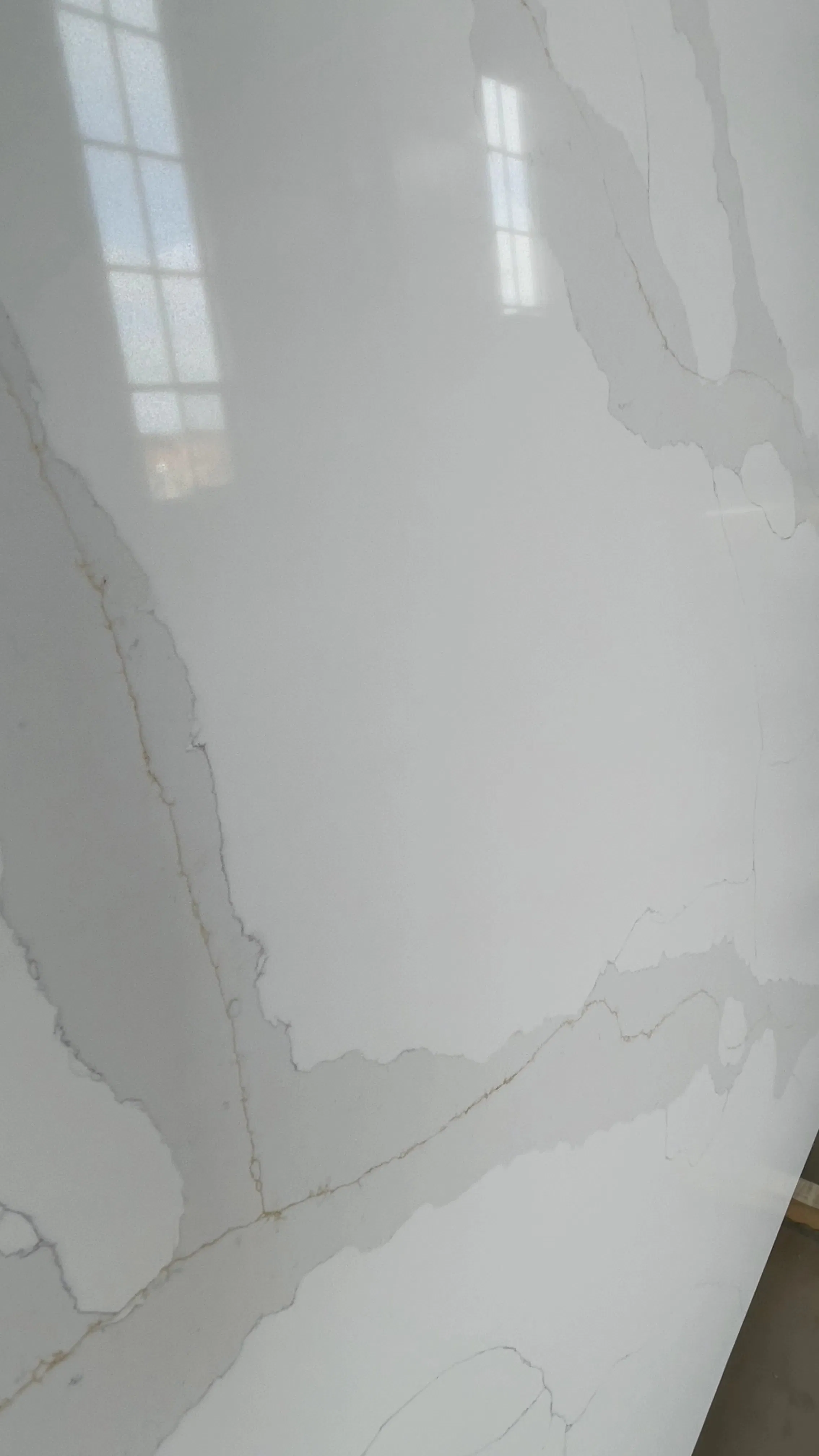 Calacatta White Quartz Slabs From China 3200X1600mm
