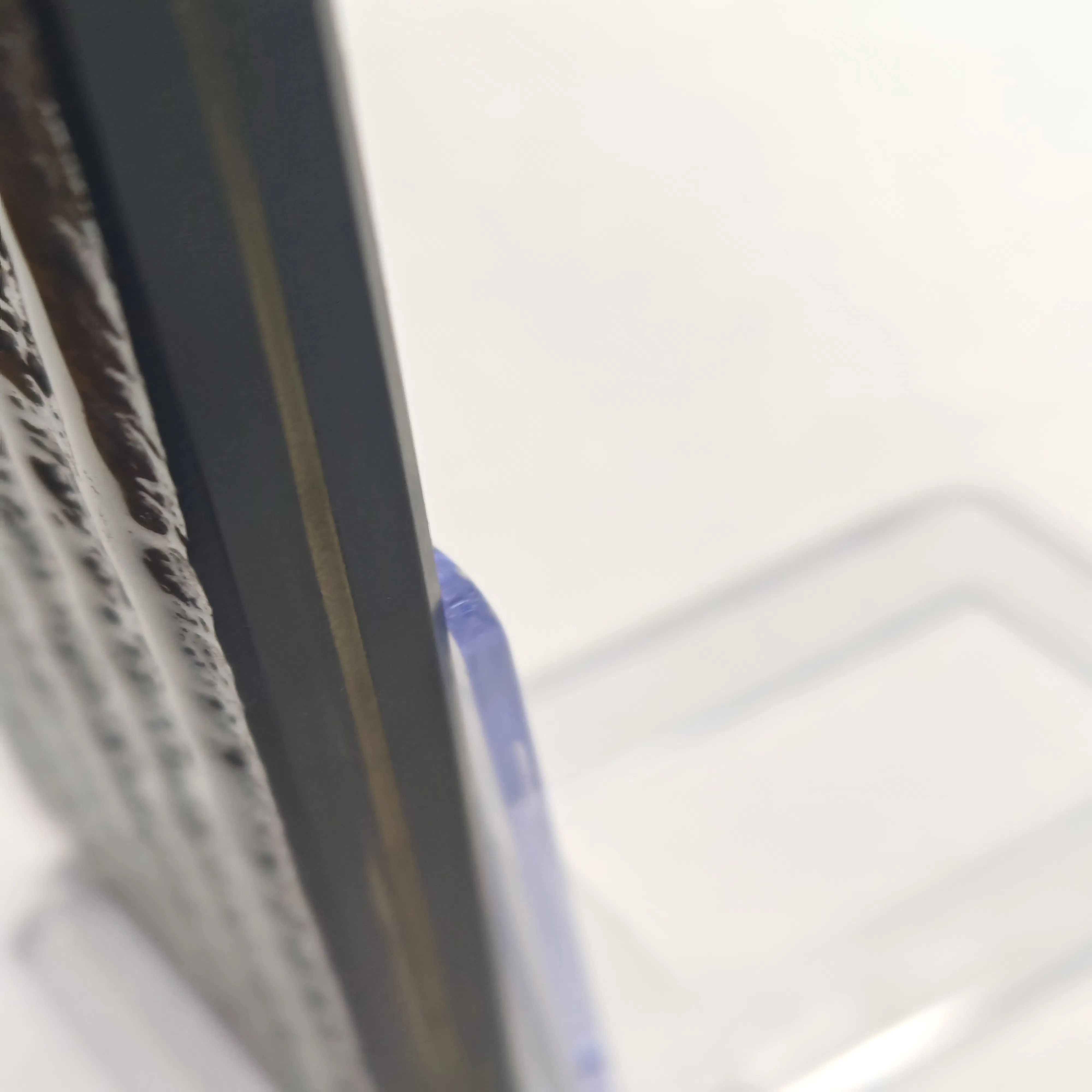 Artistic Laminated Glass Panels with Fabric for Trendy Interiors