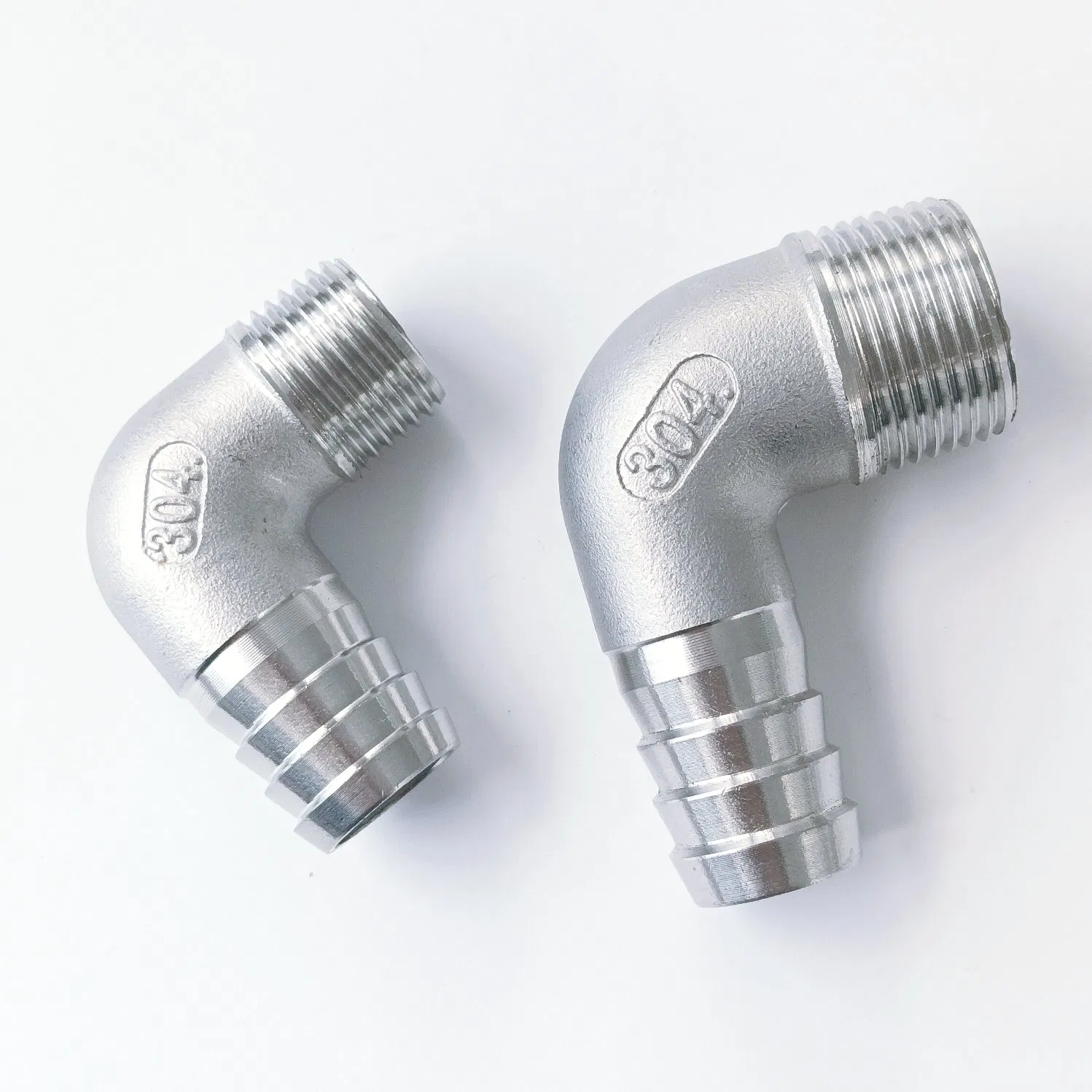 90-Degree Curved Scalp Connection with External Thread Connection for Pipes or Hoses
