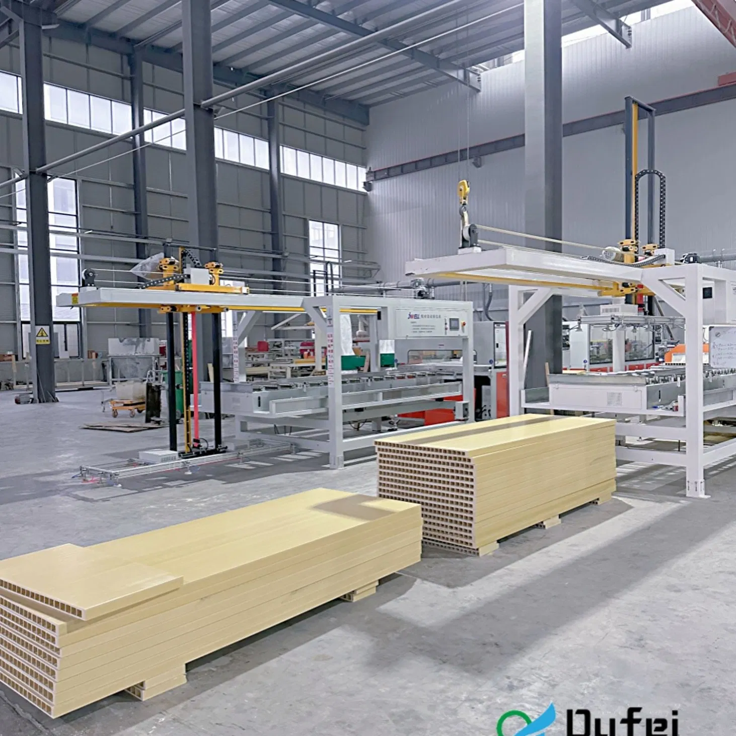 Hot Sale Best Deals on Environment-Friendly WPC Frame Made in China