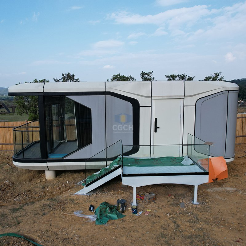 Compact Functional Capsule House for Eco-Friendly Living Spaces