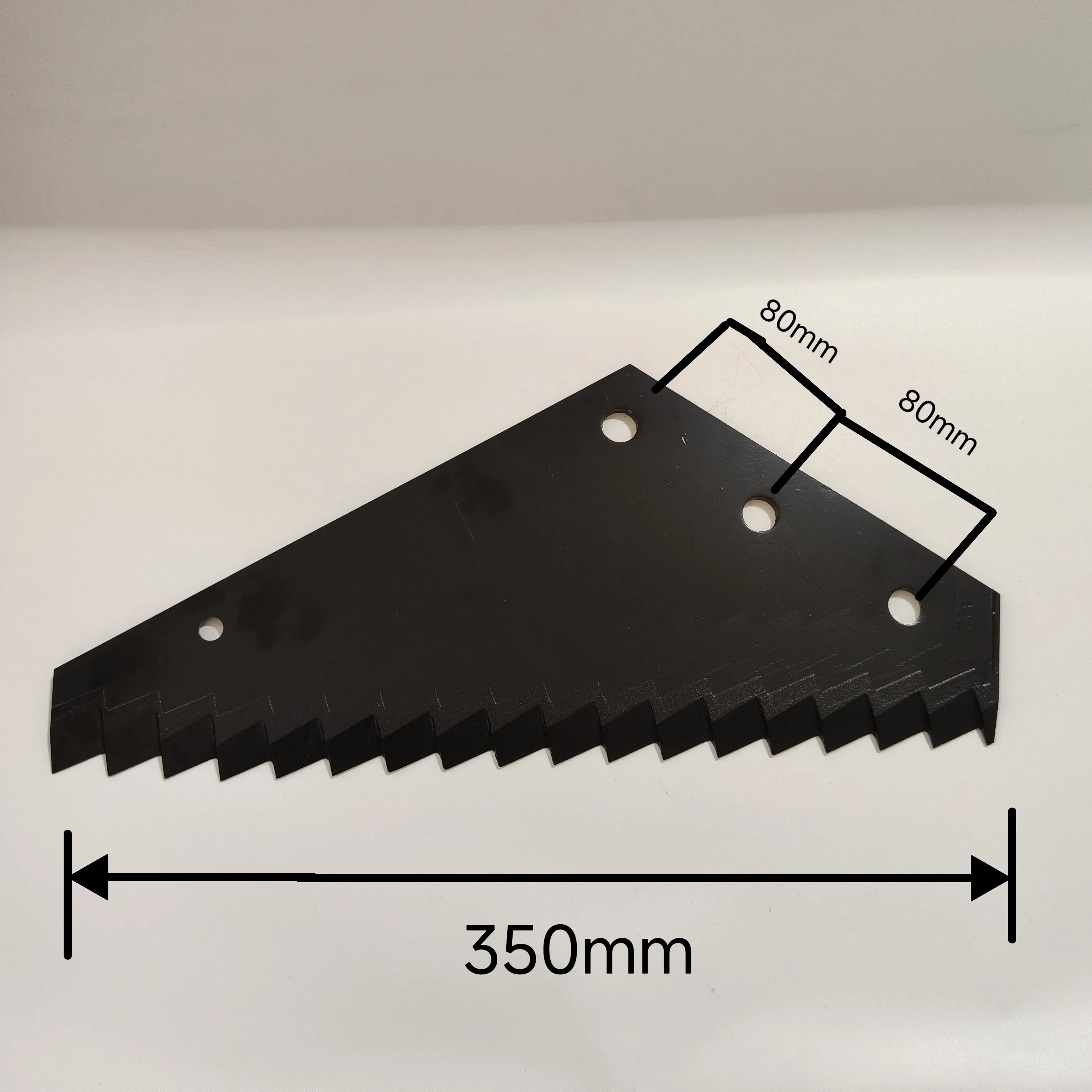 Customized Mixer Blade Knife for Tmr Feed Mixer and Silage Chopper Applications