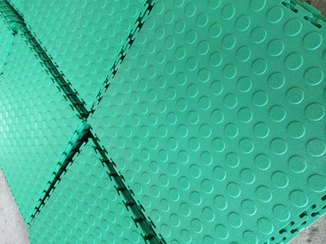 ПВХ плитка для гаража самосборная