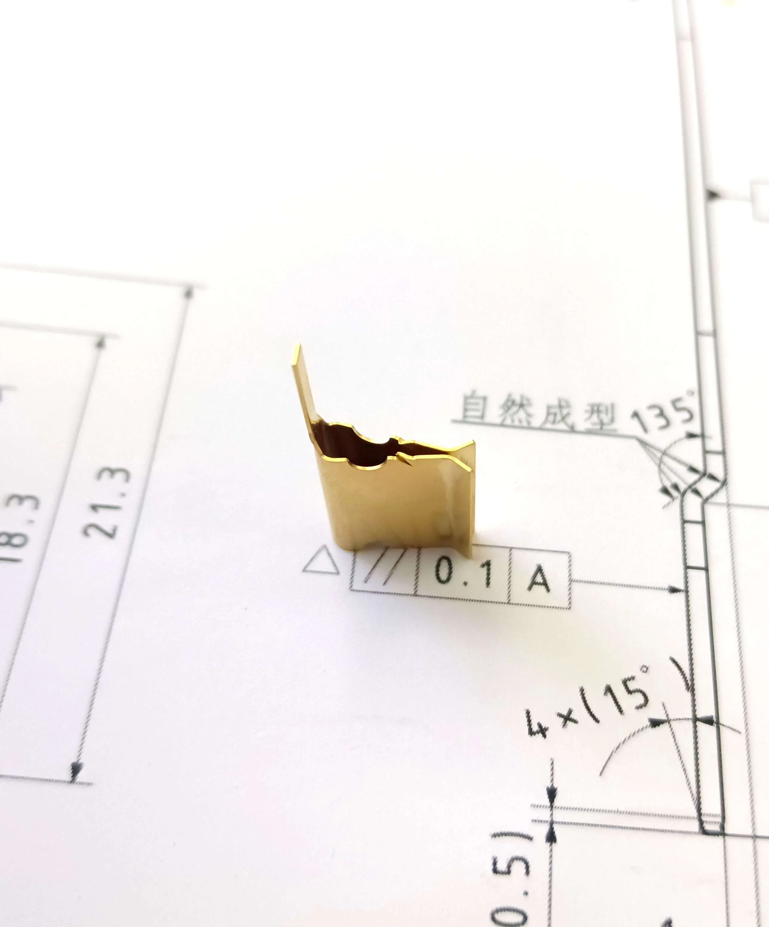Позолоченный клеммный соединитель