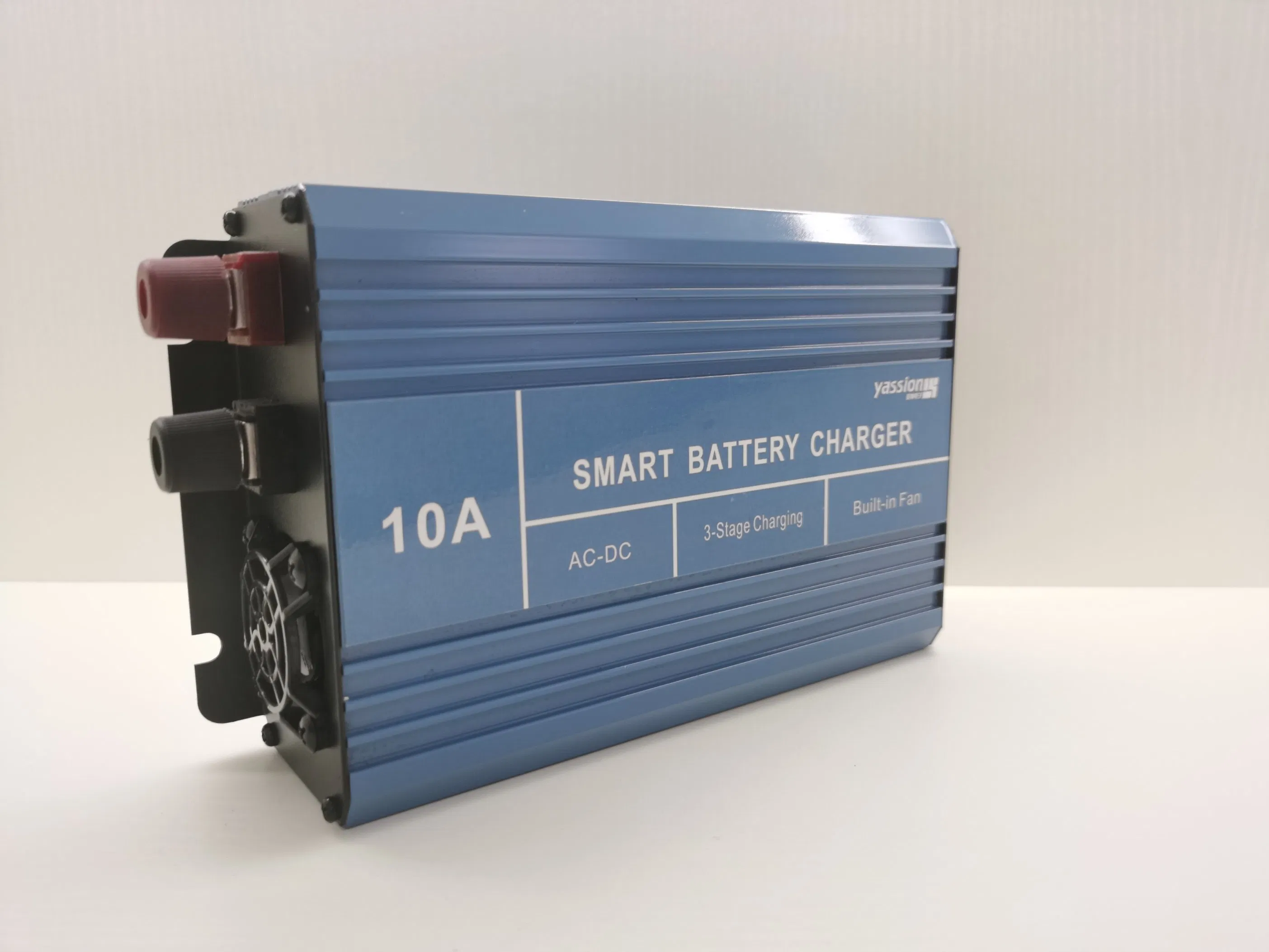 Yassion Manufacturer USB 12V 10A Smart Battery Charger