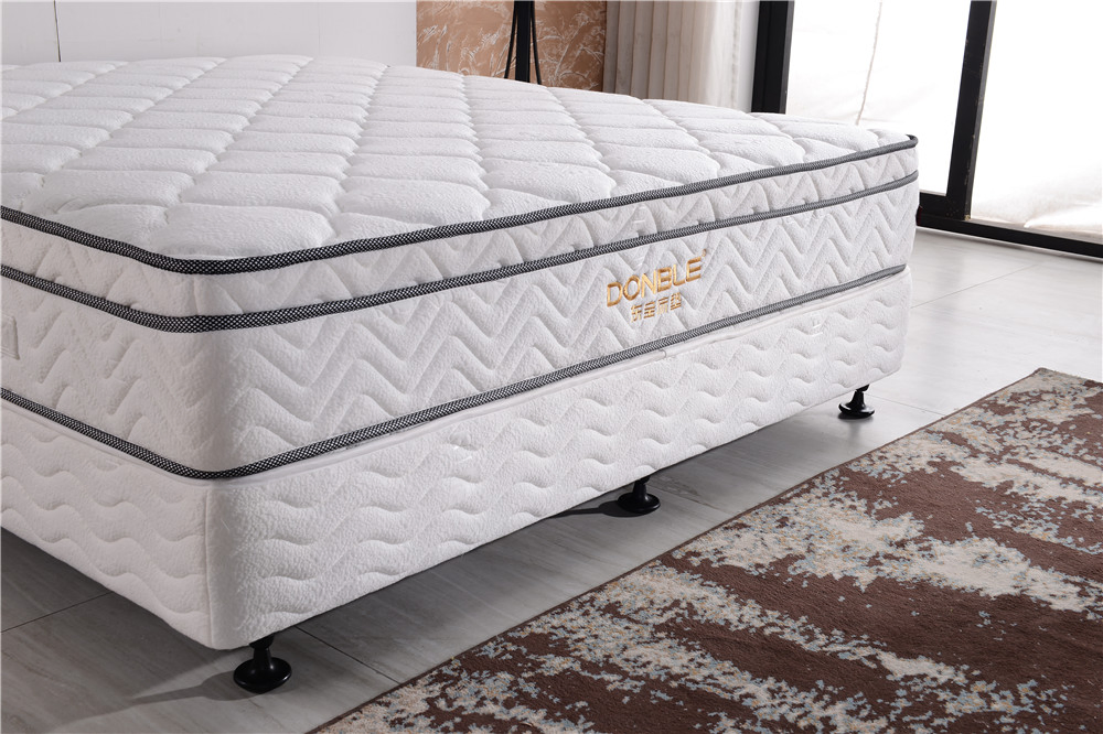 New Design Orthopedic High Density Foam Pocket Spring Bed Mattress for Hotel