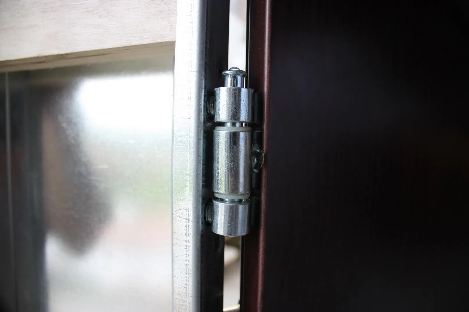 Металлическая входная дверь повышенной безопасности