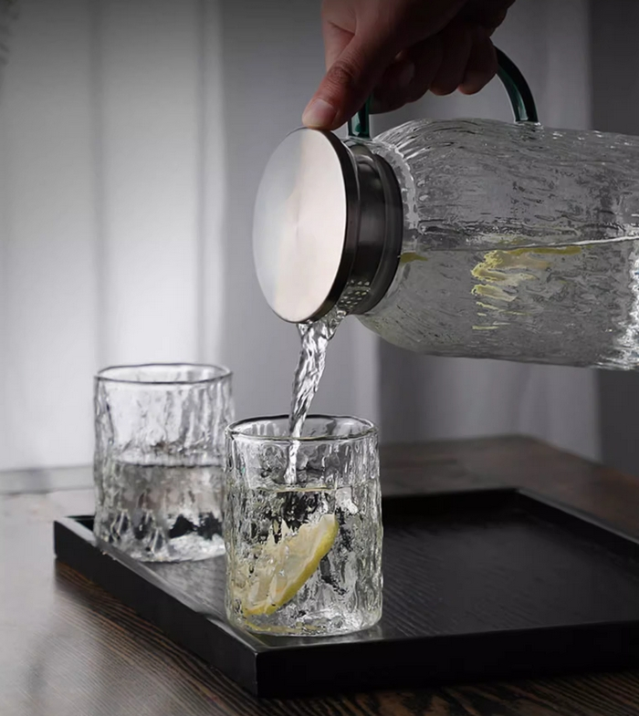 Heat Resistant Glass Beverage Carafe Handmade Ribbed Glass Water Pitcher Set with Stainless Steel Lid and Color Handle