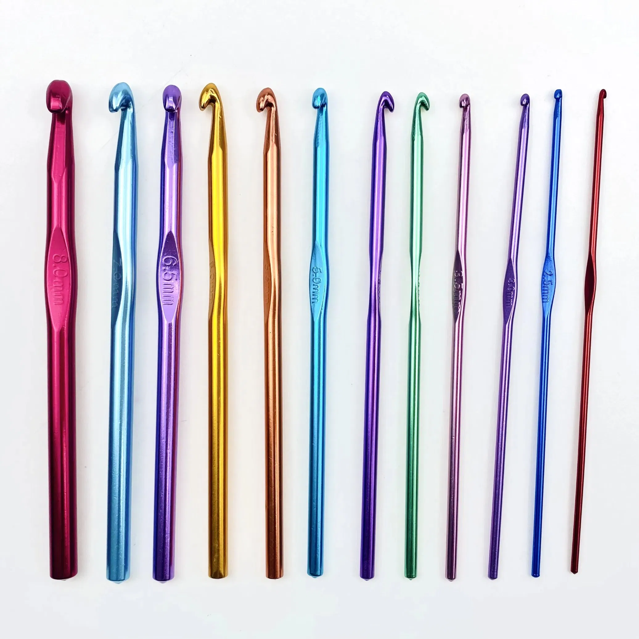 Wholesale 2.0 to 8.0mm Colorful Ergonomic Handle Aluminum Crochet Hook Set for Arthritic Hands