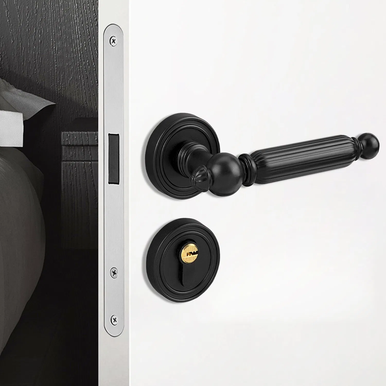 Furniture Hardware Europe Style Modern Lever Handle Door Lock on Rosette for Main Door Door Hardware Security Door Lock