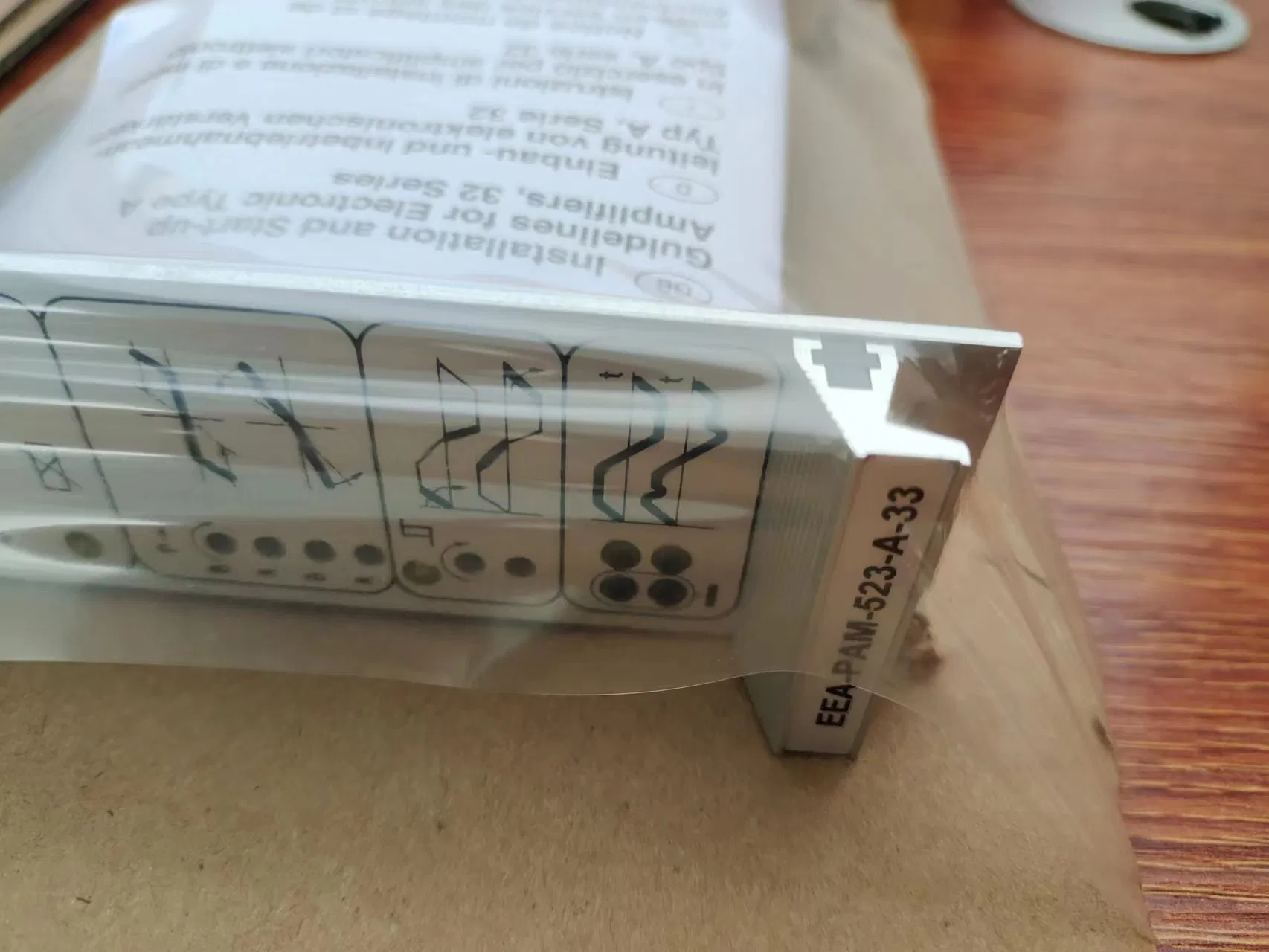 Плата управления Vickers EEA-PAM-571-A-32 для пропорционального клапана