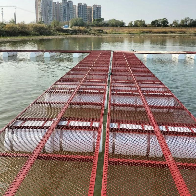 Heavy-Duty Floating Steel Bridge for Pedestrian &amp; Vehicular Traffic