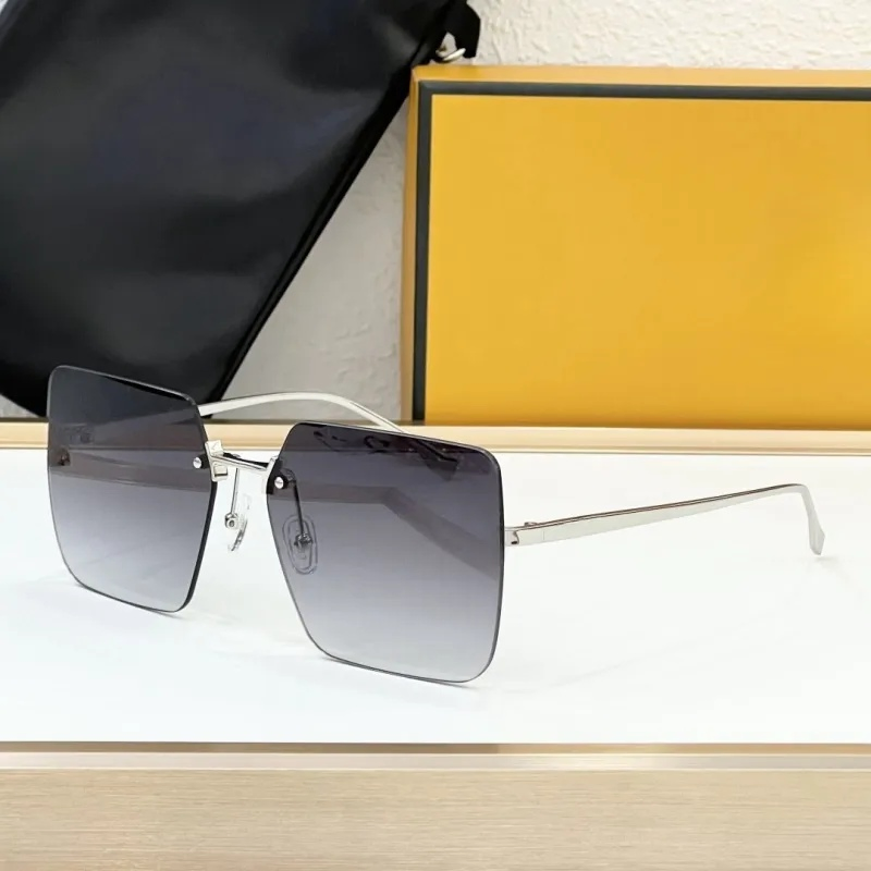 a Fashionable and High-End Trendy Brand, Offering Unique and Versatile Unisex Eyeglasses, 1: 1 Replica Quality, Modern High-End Replica Eyeglasses.