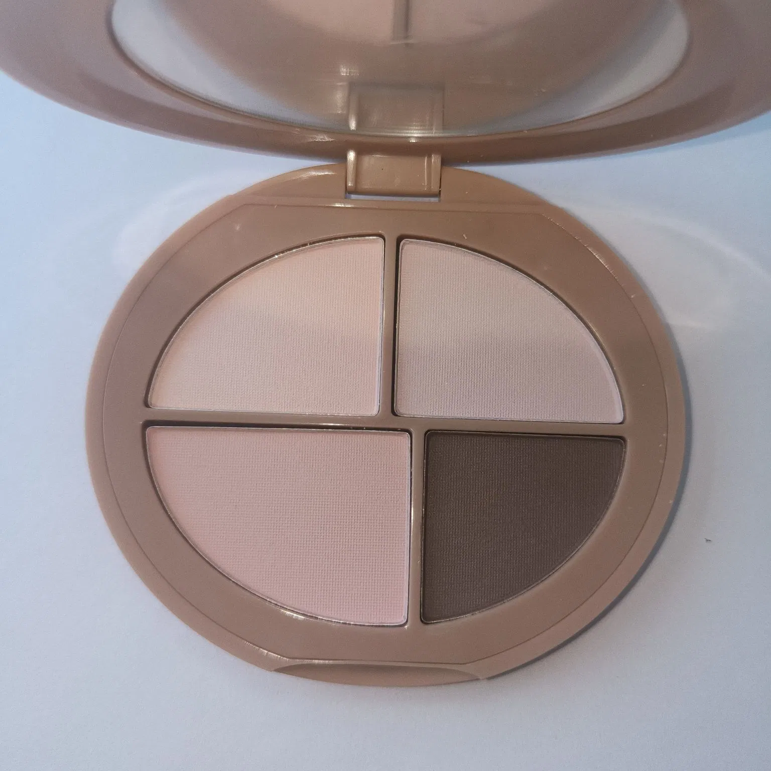 Elevate Your Beauty Game with Dual Contour and Highlight Set