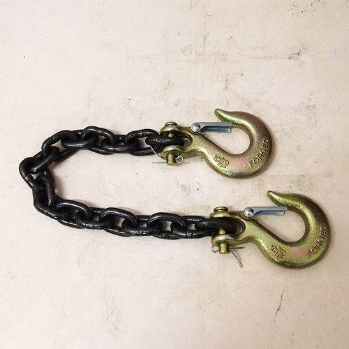 Heavy-Duty Welded Link Chain with Durable S Hooks