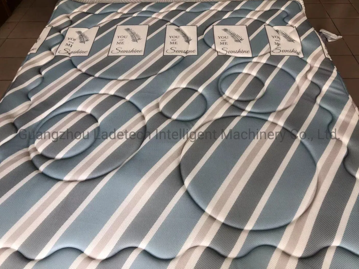 LDT-QTF03 Mattress Topper Single Needle Quilted Fabric for cover the top and bottom of the mattress