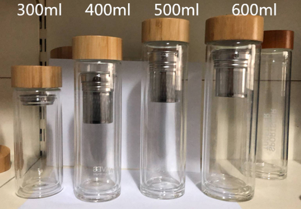 Стеклянная бутылка для воды 300 мл с инфузером и бамбуковой крышкой